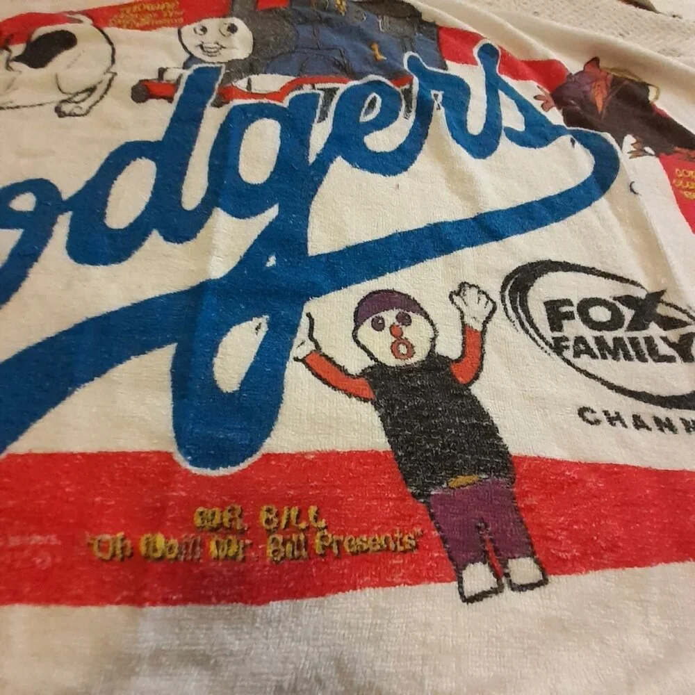 Vintage Beach Towel Dodgers Fox Family Cartoon TV Programming 54